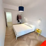 Alessi Pigneto Διαμέρισμα *